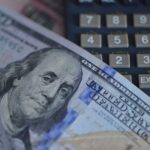 Долар обвалився через плани Трампа звільнити голову ФРС