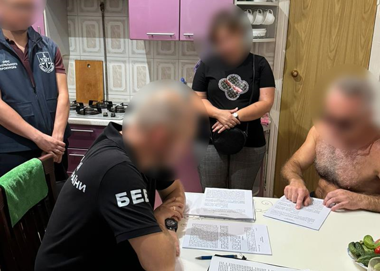 Посадовців підозрюють у розтраті 90 млн на дровах для ЗСУ