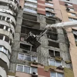 Нічна атака 17 червня: у Дарницькому районі триває ліквідація наслідків (фото)
