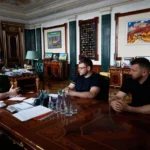 НАБУ і САП викрили на хабарі нардепа, очільника міської адміністрації, військових