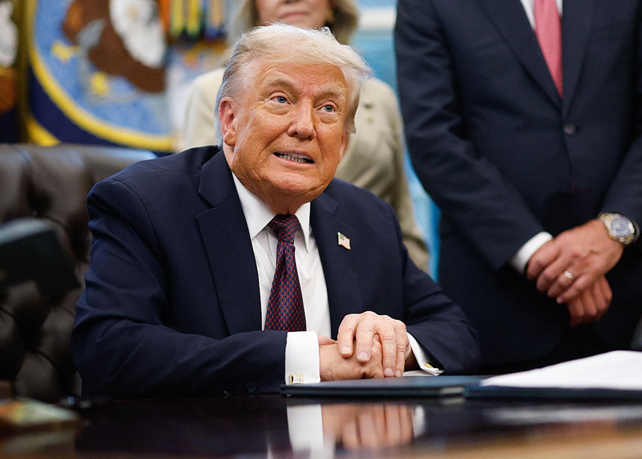 Рейтинг Трампа впав до нового мінімуму