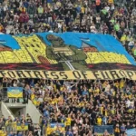 Українські вболівальники під час матчу з Францією розгорнули банер «Фортеця Європи»