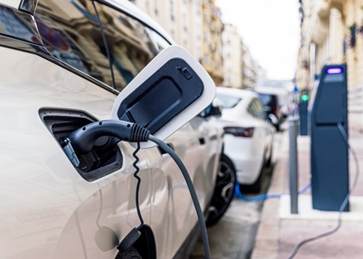 Названо електрокари з найповільнішим зношенням батареї