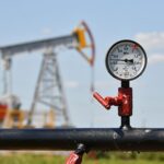 Доходи Росії від продажу нафти падають другий місяць поспіль