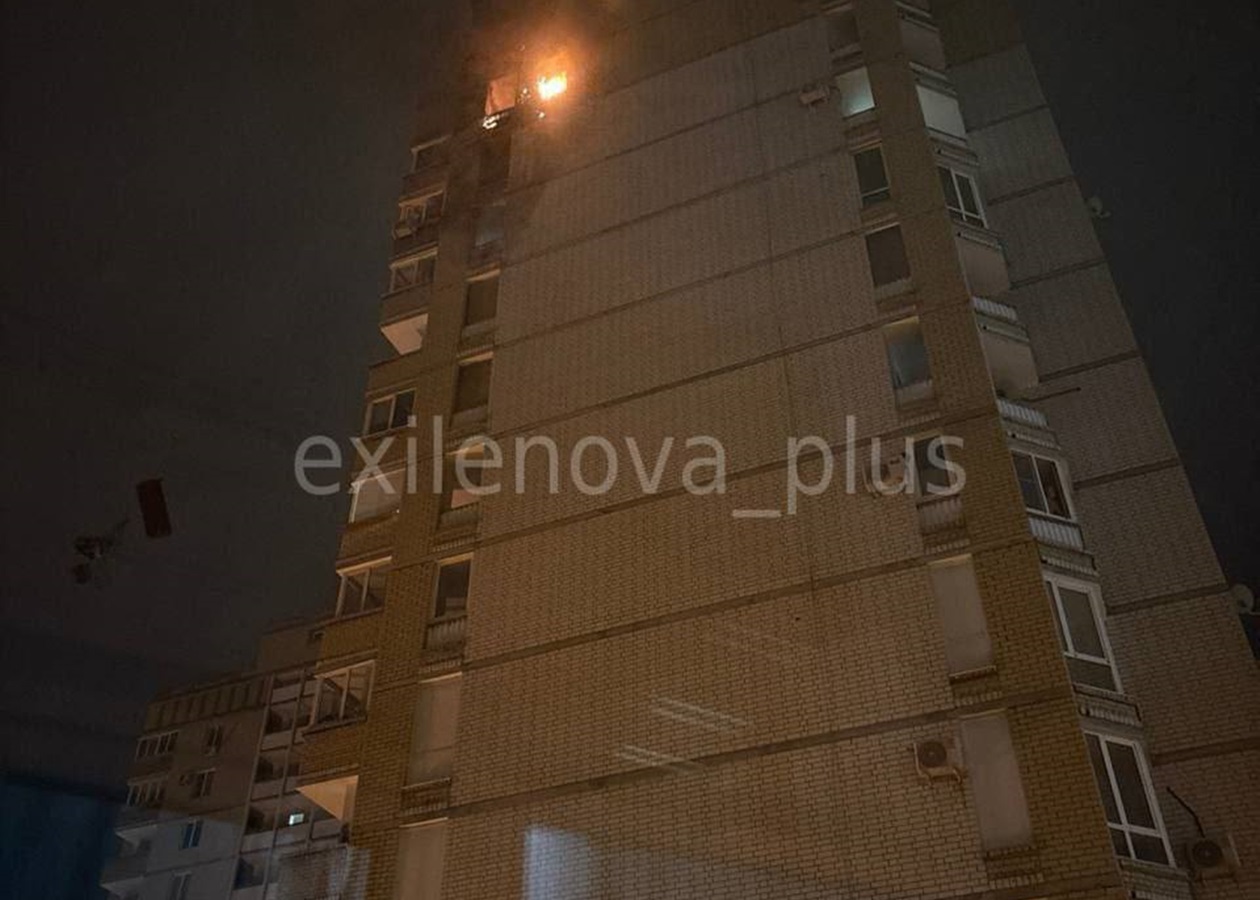 Вибухи і пожежі: російський Волгоград атакують БпЛА