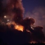 У Києві гриміли вибухи: пошкоджено багатоповерхівку