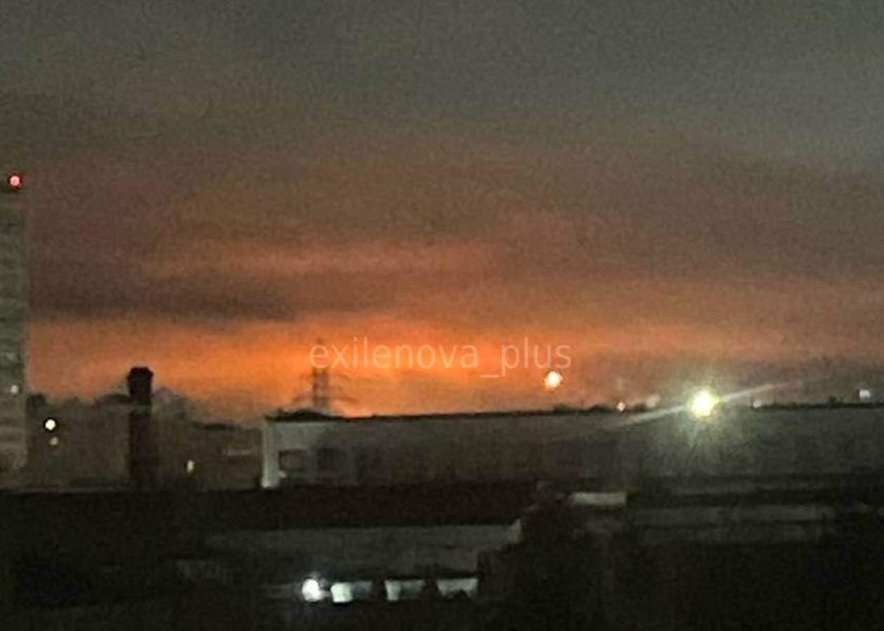 Ані ночі без пожежі: у РФ дрони атакували НПЗ