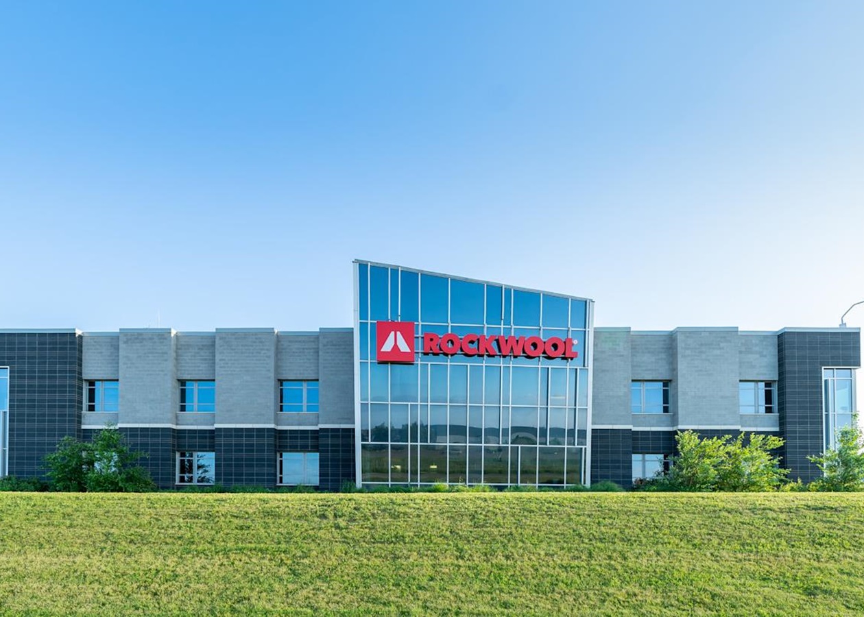 Данська компанія Rockwool заявила, що РФ захопила чотири її заводи