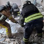 Троє загиблих, 16 поранених: у Дружківці завершили роботи на місці удару РФ