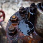 Нафтопереробка у світі в березні показала найрізкіше падіння з 2020 року