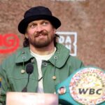 Усик погодився на бій із Ф’юрі: Прошу мільярд